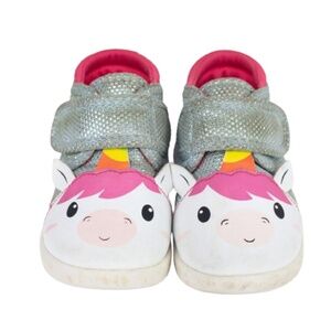 Ikiki Squeaky Unicorn Toddler Shoes Size 4